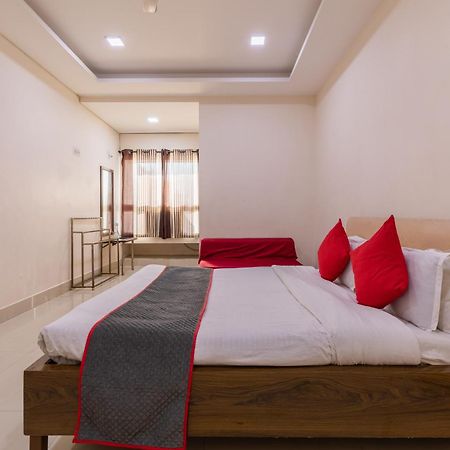 Ruchishree Garden Hotell Ujjain Exteriör bild